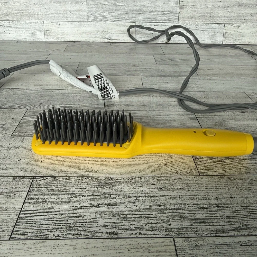 Drybar brush crush